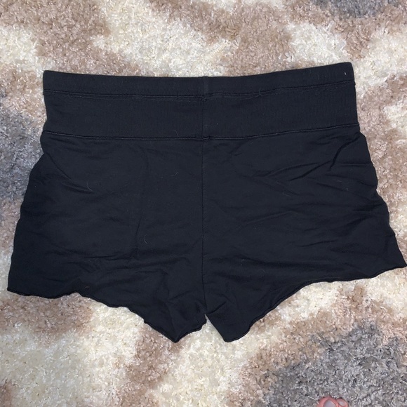 Victoria’s Secret sleep shorts - Picture 4 of 4